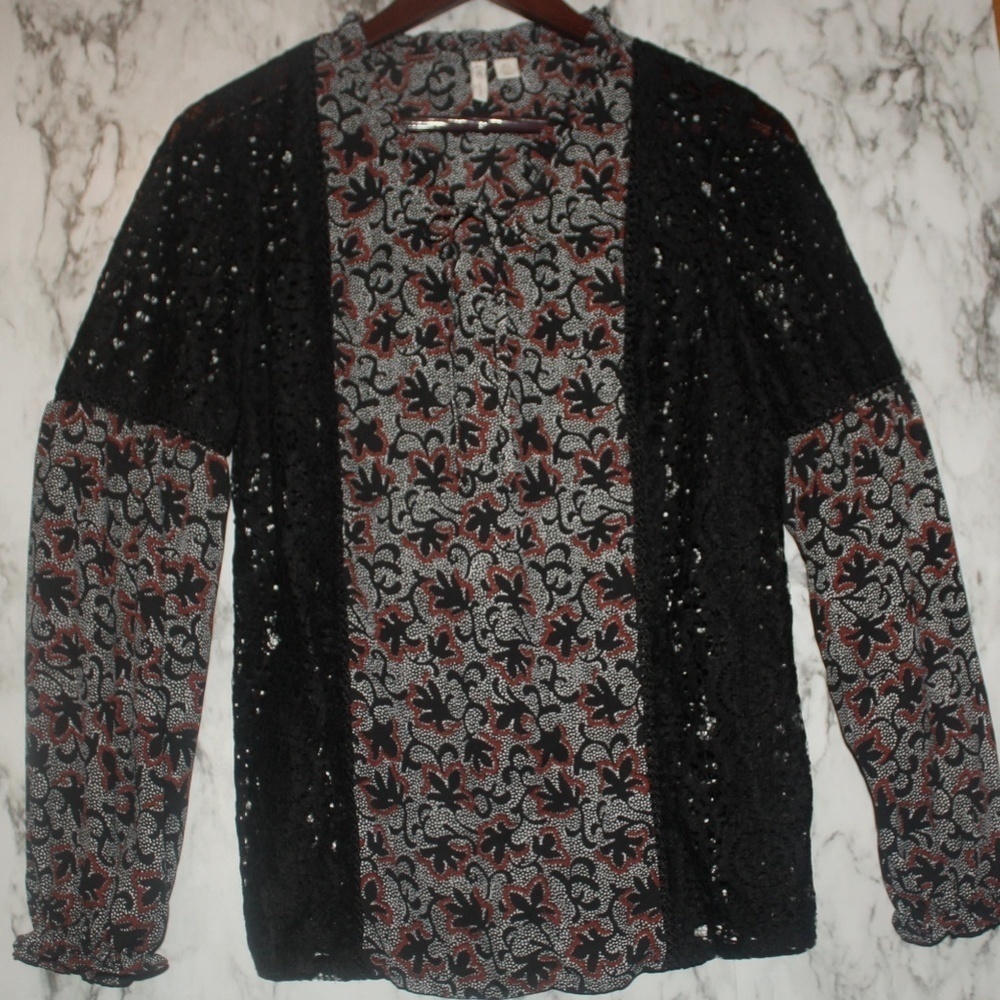 Cato (Est. 1946) Black Lace Accented Top XSmall